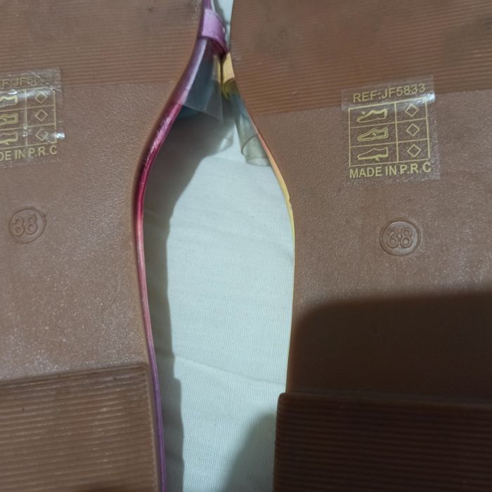 Sandália mulher NOVA