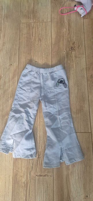 Dres dla dziewczynki