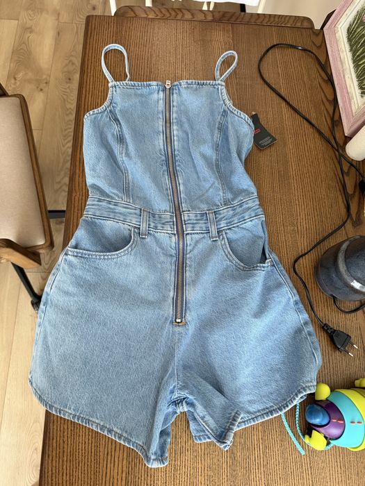 Комбінезон Levi’s джинсовий новий