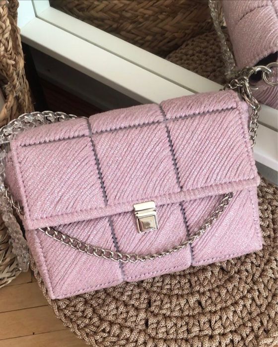 Маленькі сумочки-клатчі ручної роботи