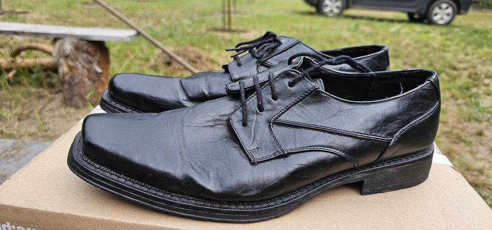 Memphis One skórzane męskie buty rozmiar 45 wkładka 31cm używane