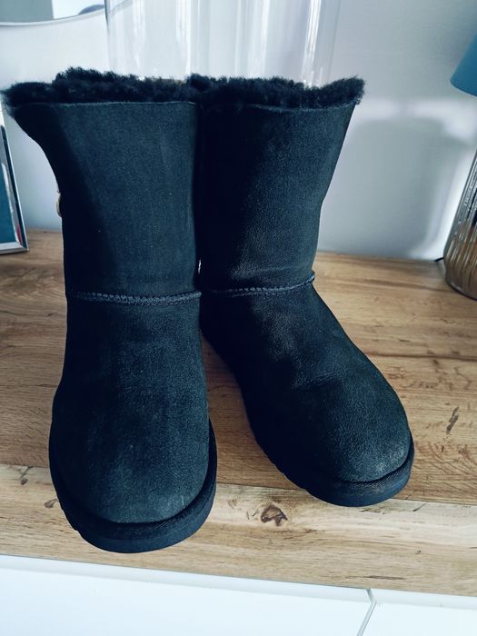 Śniegowce UGG Bailey zip czarne 39
