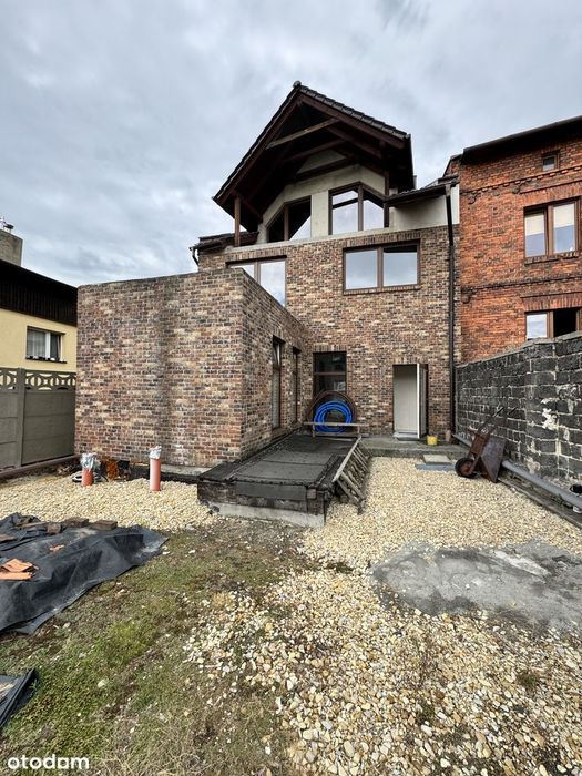 Bieruń Centrum, lokal 81,7m2: Duża Sala, Parking + Ogródek!