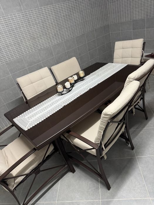 Conjunto Mesa com Tampo em Vidro + 6 Cadeiras