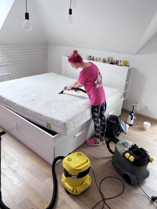 Хімчистка дивана матрасу чищення чистка дивана матрасу меблів чистка