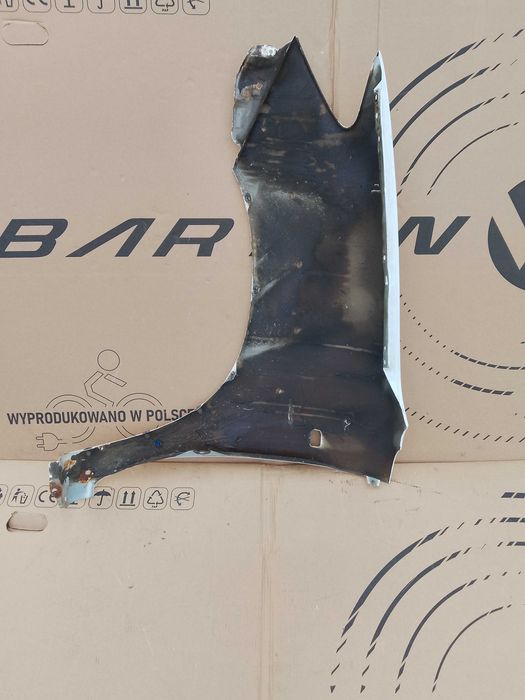 TOYOTA HILUX 05-12 2005-2012 BŁOTNIK prawy przedni przód