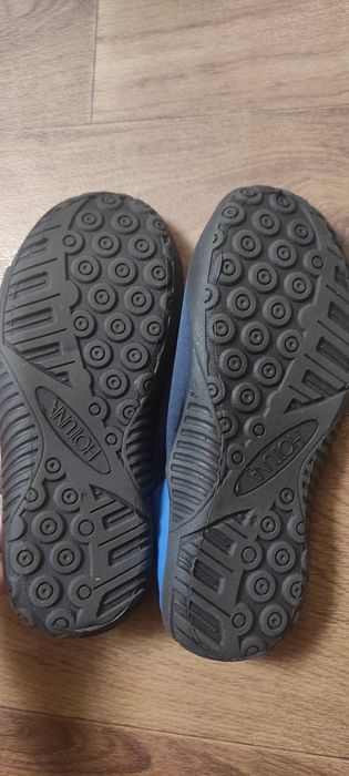 Продам коралки размер 35.5- 36