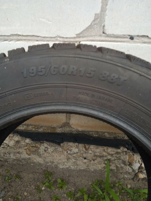 Резина R15 195/60 . Шины на 15