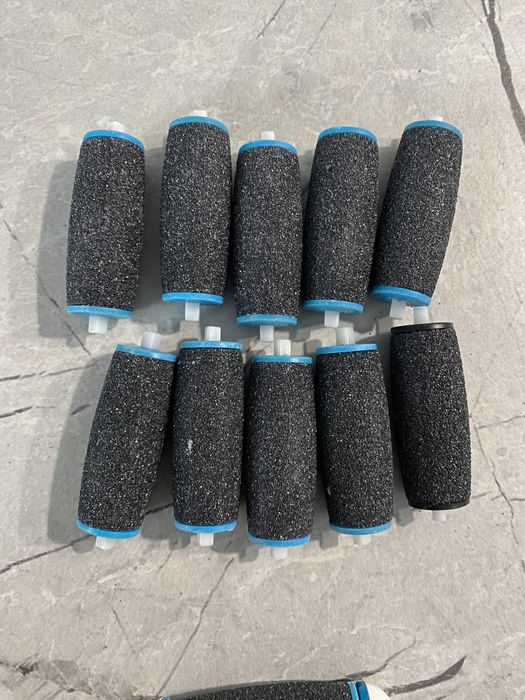 Електрична пилка Scholl для п'ят + 11 змінних роликів (набір)