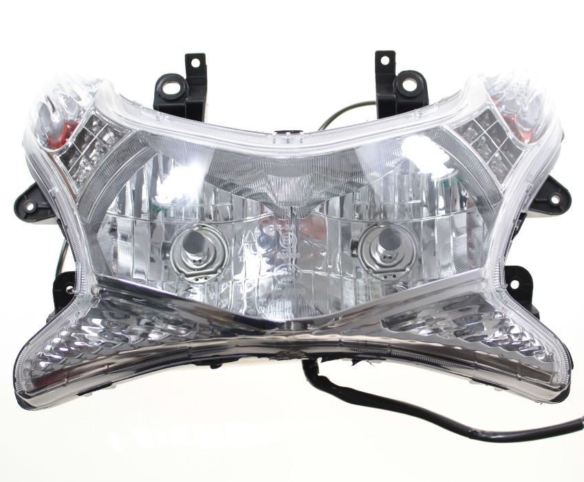 Lampa reflektor Honda PCX 125 przód NOWA super Cena Części plastiki