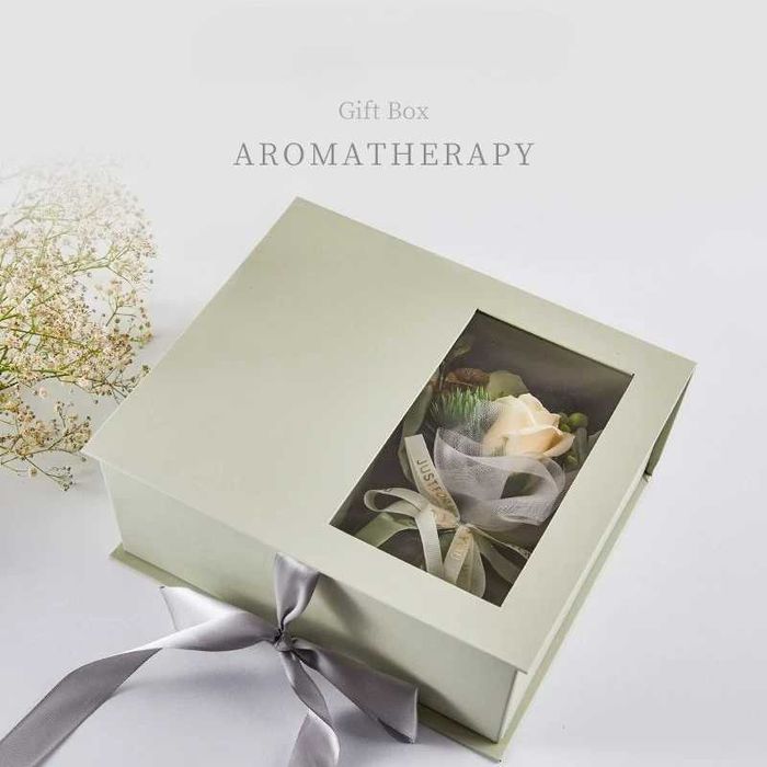 Подарочный набор с ароматической свечой и мини-букетом БИРЮЗОВЫЙ