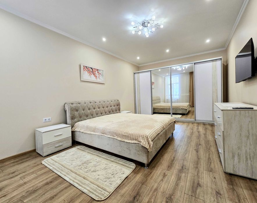 Здається 2-Х кімнатна квартира в ЦЕНТРІ міста на вул.ЖУКОВСЬКОГО