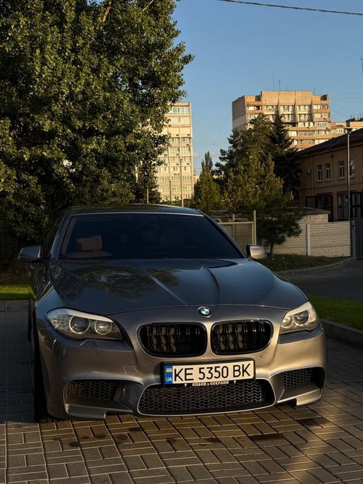 BMW F10