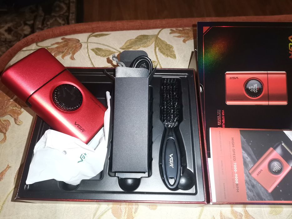 Шейвер ( Бритва) VGR V-377