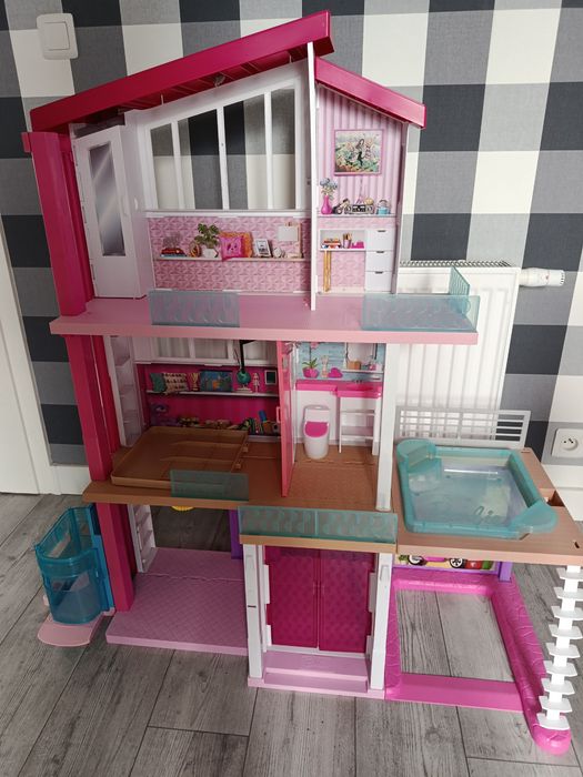 Sprzedam domek Barbie oryginalny duży