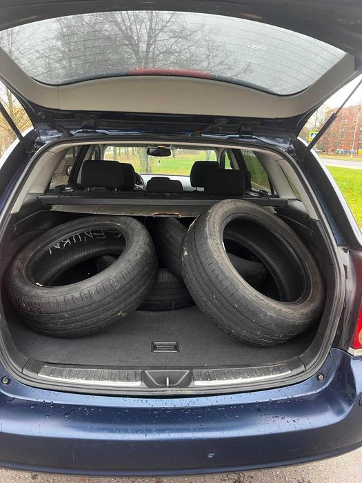 Toyota avensis 2005 2.0 дизель