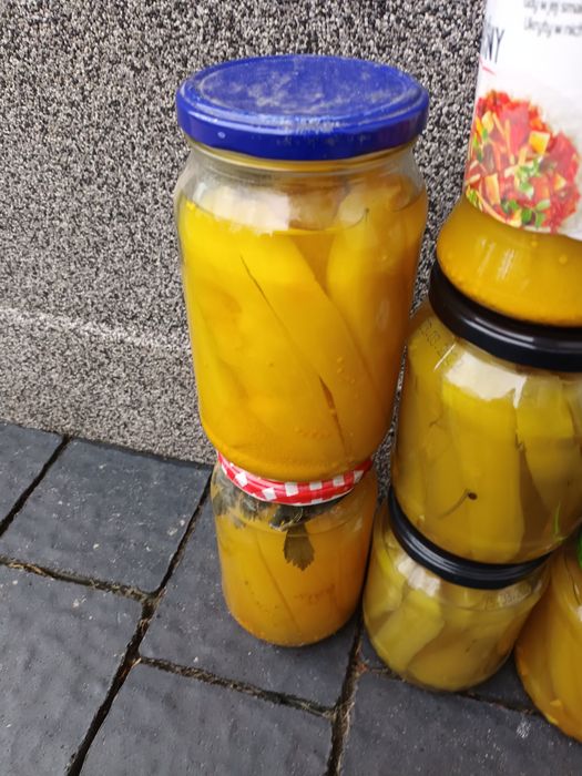 Marynowana cukinia z kurkumą
