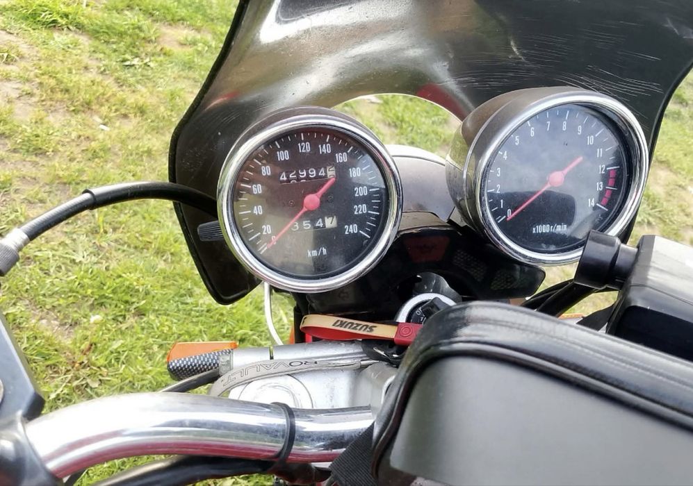 Honda CB600F  PC34 i Suzuki GSF600 Bandit
