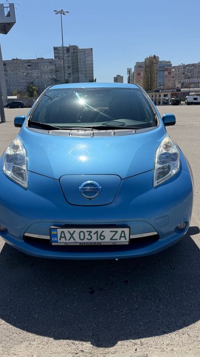 Nissan Leaf 2013 | Максималка | 10/12 батарея | Без ДТП