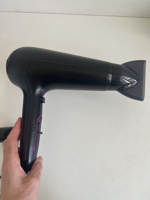 Продам фен PHILIPS  Thermo Protect 2100 W