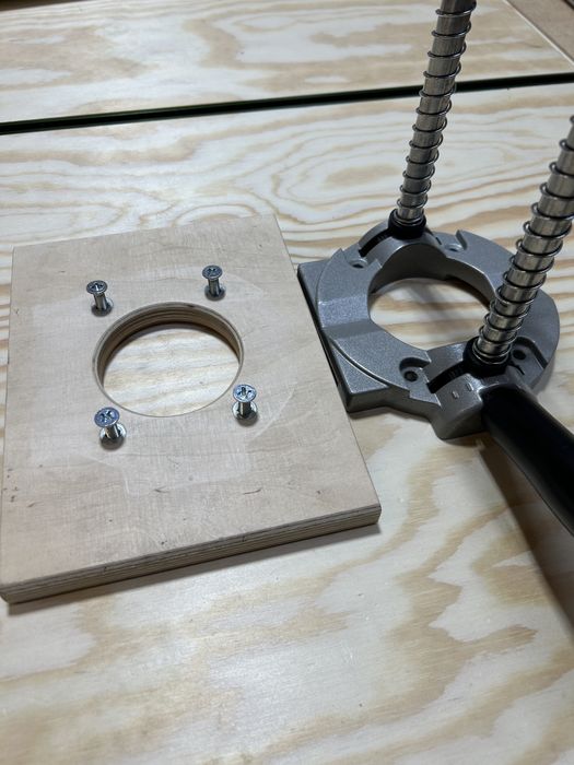 Stojak Wolfcraft do wiertarki.