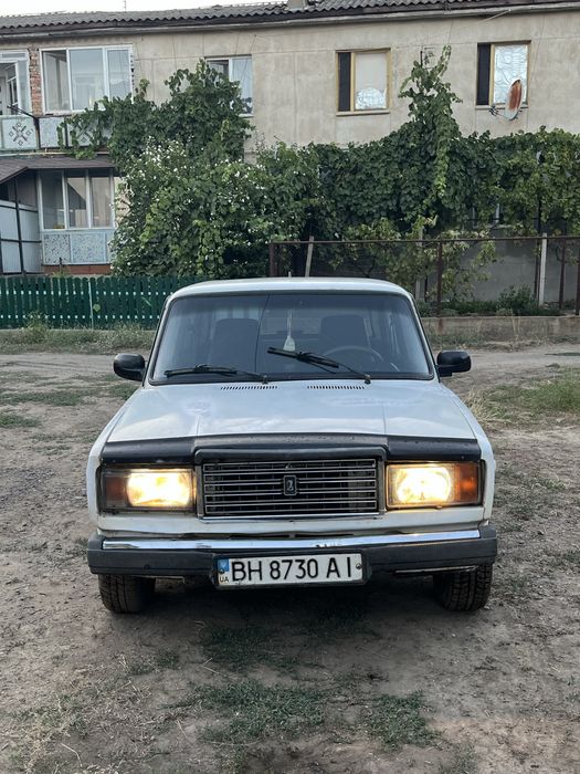 продам ваз 2107 мотор 2106
