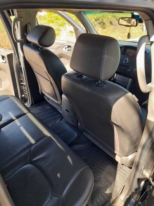 NISSAN NAVARA 2.5 dCI 190 cv - SE 4WD - 4 Portas FULL EXTRAS
