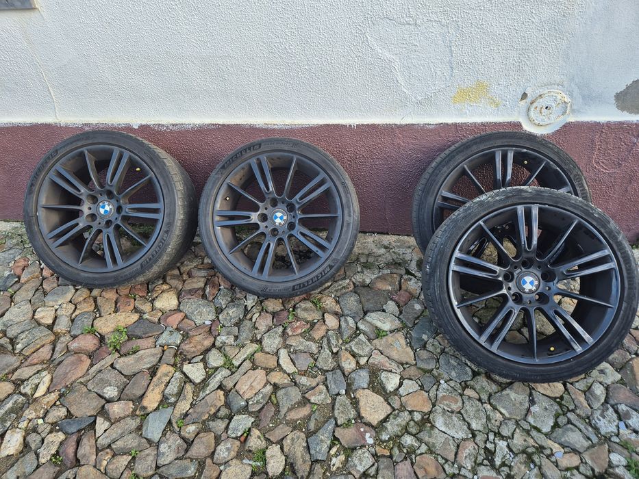 Jantes BMW 18” com pneus Michelin