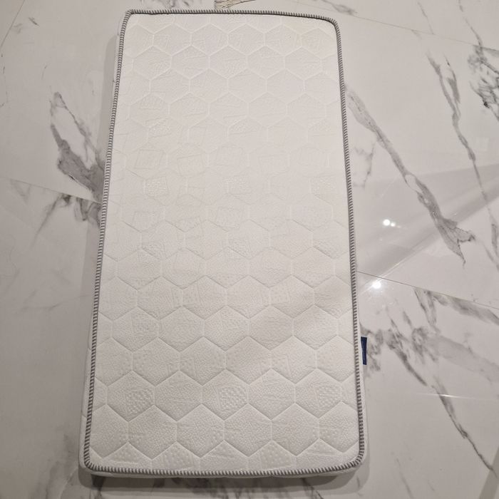 Materac do łóżeczka