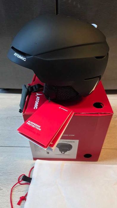 Kask Narciarski Atomic Savor unisex Lekki  Rozmiar M 55-59 cm czarny