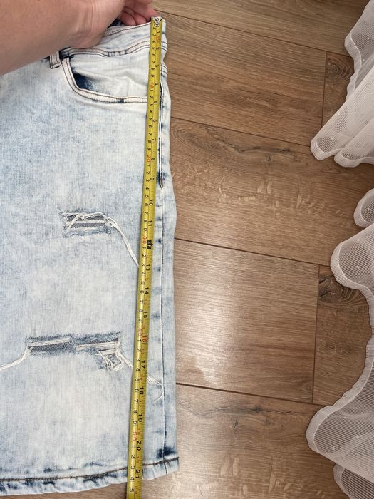 Чоловічі джинсові шорти