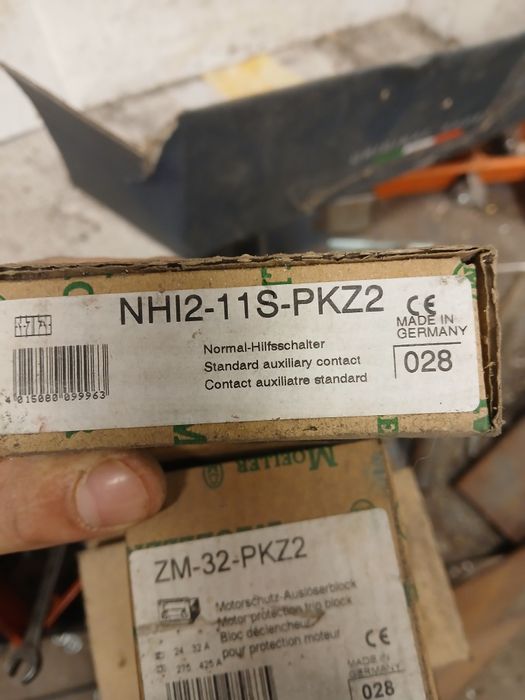 Panel sterujący  i elementy