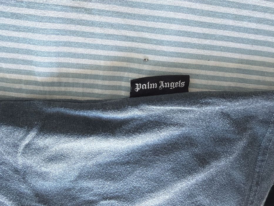 Roupas usadas em perfeito estado