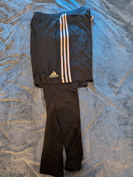 Calções adidas novo