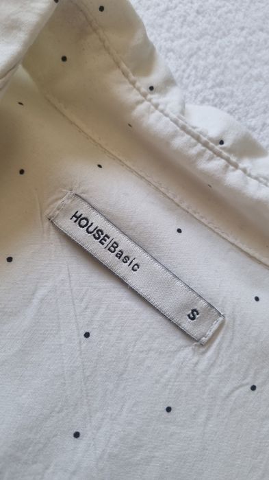 Biała koszula w kropki z House