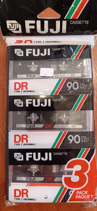 Kasety magnetofonowe FUJI DR90