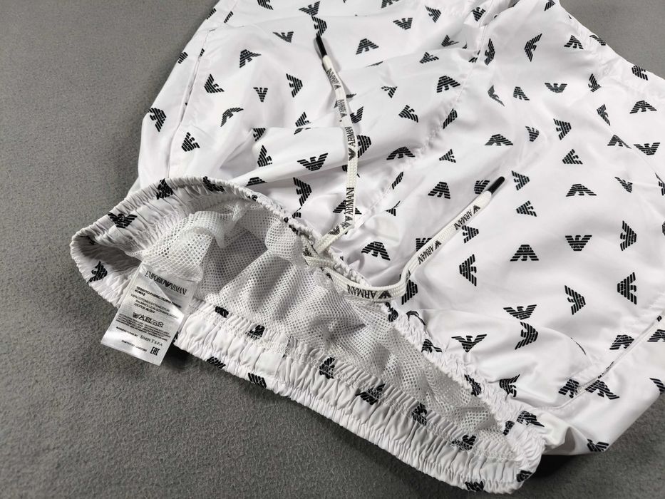 Мужские пляжные плавательные шорты бренда Emporio Armani, S-M