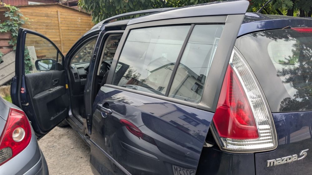Mazda 5