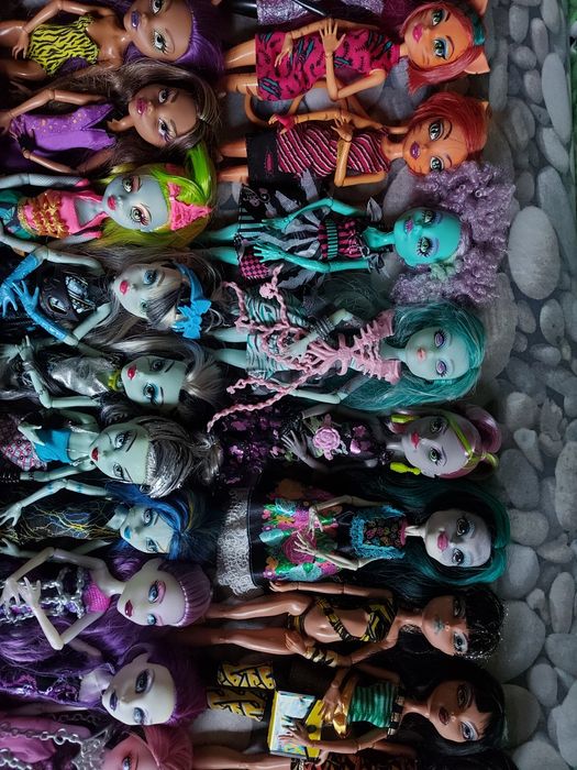 Монстер хай разные