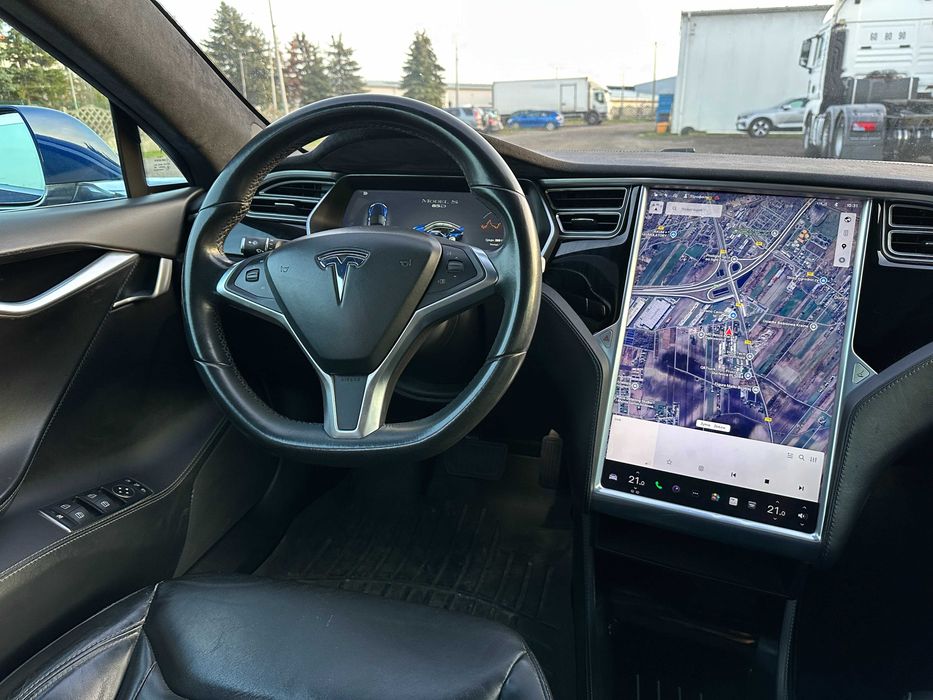 Tesla model S 85D. BELGIA