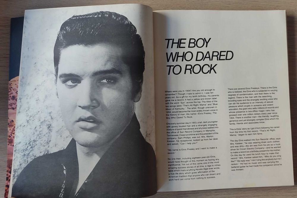 Elvis in Hollywood (biografia de Elvis Presley, em inglês; 1975)