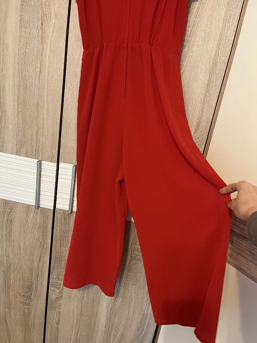 Czerwony kombinezon