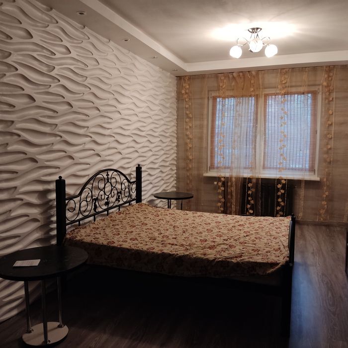 Здається кімната для дівчини на Троєщині