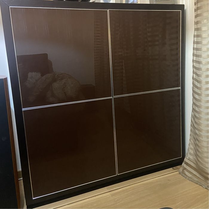 Aparador  moderno em castanho