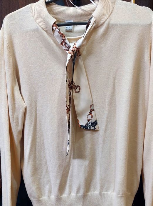 Продам  худі і кофтина на замку теплі