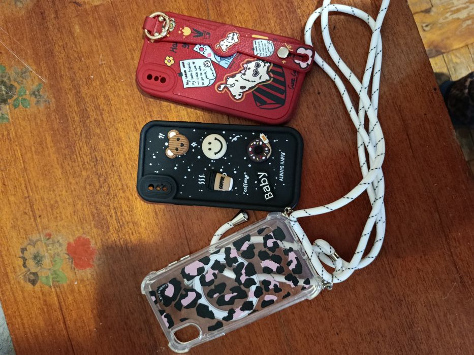 Продам чохли на айфон хs