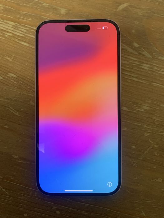 Iphone 15 cor de rosa