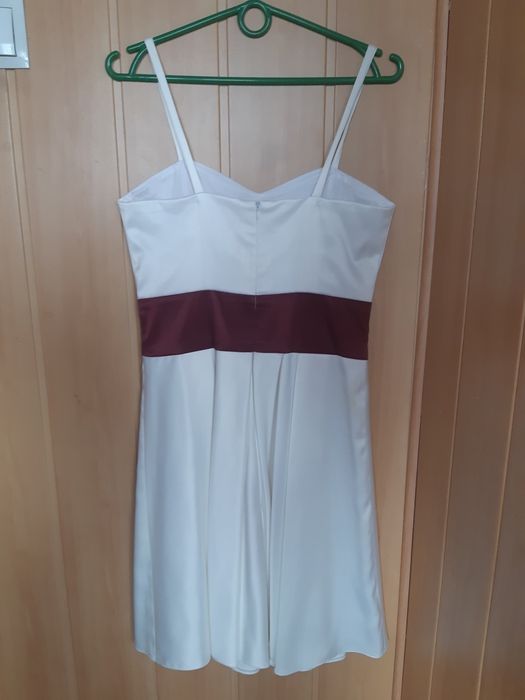 Sukienka elegancka  z bolerkiem szyta