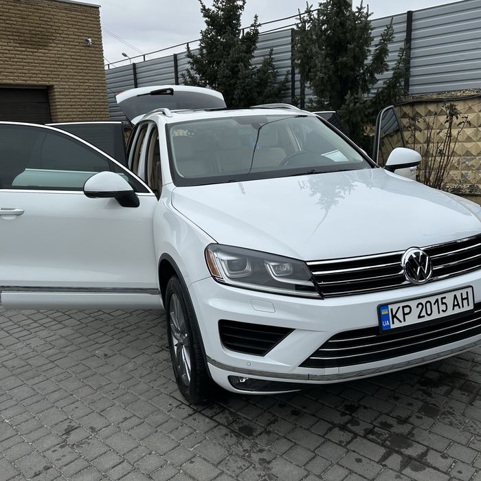 Vw Touareg  Надійний та комфортний з легендарним дизильним двигуном