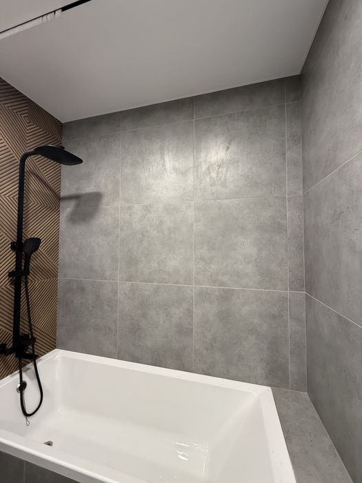 3-кімнатна квартира з видом на Дніпро, два санвузла